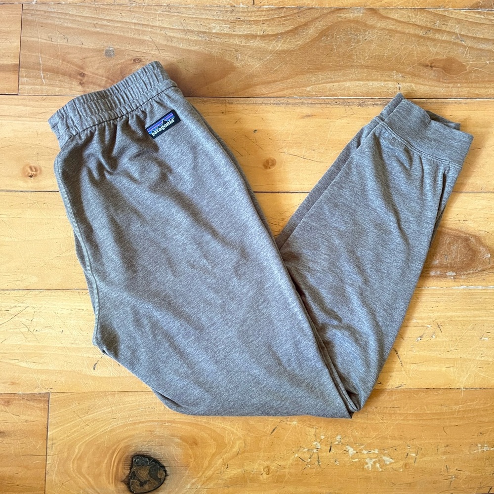 Women’s Patagonia pants